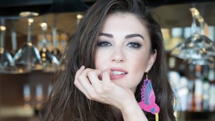 Burcu Özberk'ten yeni dizi Kimsesizler'le ilgili çok özel açıklamalar!