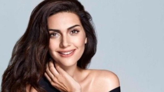 Bergüzar Korel Hepsi Burada’nın Reklam Yüzü Oldu