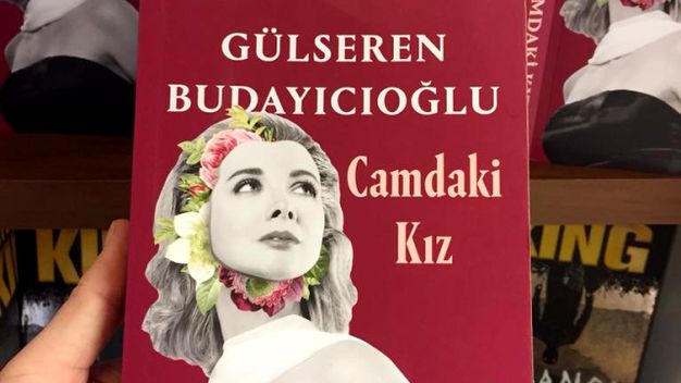 Camdaki Kız dizisinden yeni görüntüler