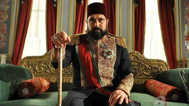 Ertuğrul Postoğlu ‘Payitaht Abdülhamid’ Kadrosunda!