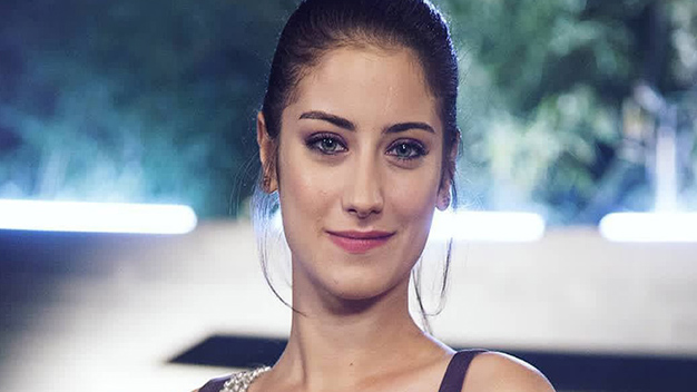 Hazal Kaya’dan hamileliği ile ilgili şok açıklamalar!