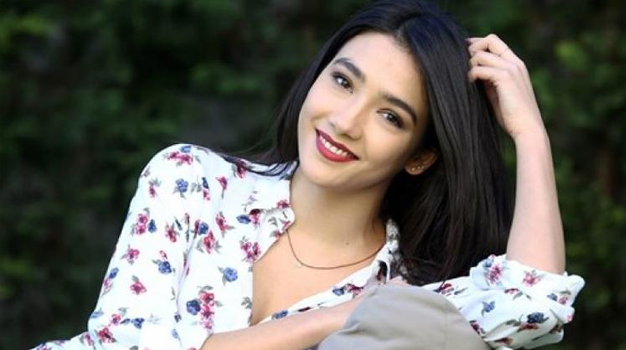 Her Yerde Sen Selin (Aybüke Pusat) Kimdir?