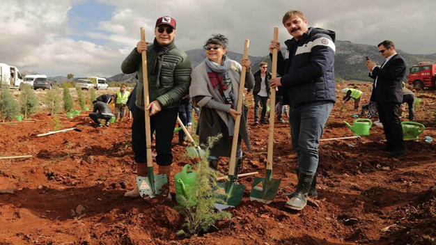 Kalk Gidelim oyuncularından örnek davranış!