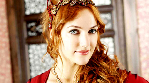 Meryem Uzerli'den milyonluk anlaşma!