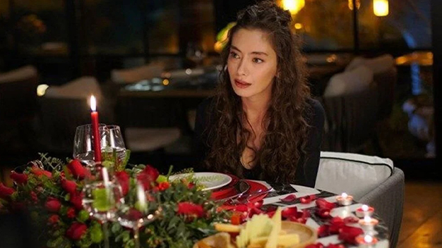 Neslihan Atagül’ün Projesi Belli Oldu! Yeni Dizi ‘Gecenin Ucunda’da Yer Alacak