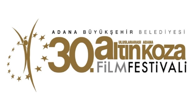 Selen Kurtalan Altın Koza film festivalinde en iyi kadın oyuncu ödülünü aldı