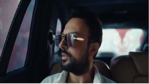 Tarkan’dan sürpriz reklam filmi